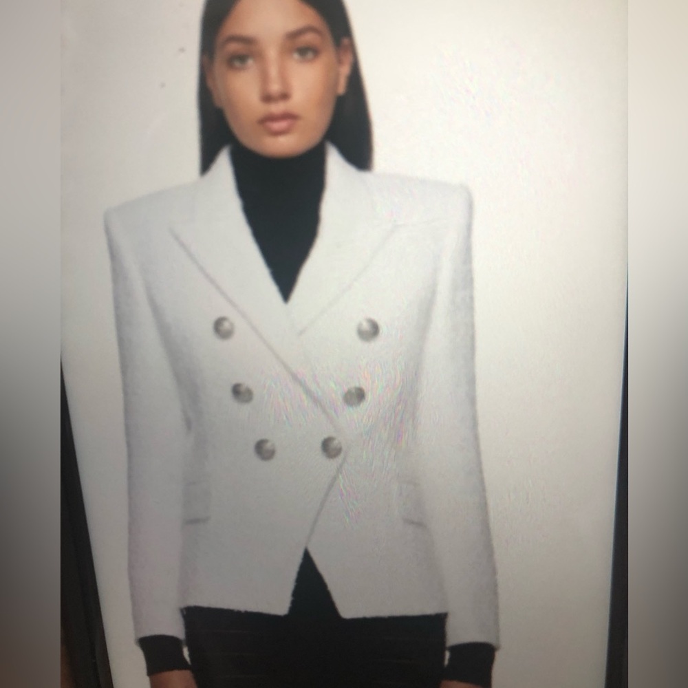 GIFTABLE . Balmain White Double-Breasted Tailored Blazer. Size 34 - Picture 2 of 12